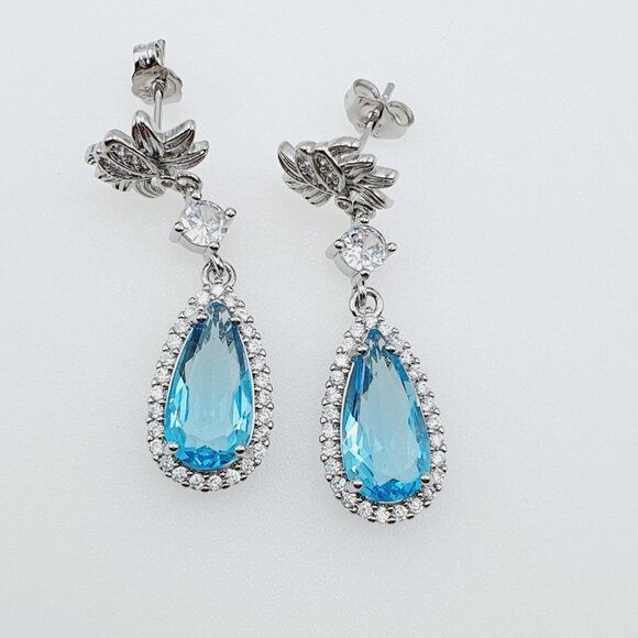 925 Silver Pear Cut Flower Shaped Blue Earrings for Women, FB16FA1039 - Picture 5 of 5